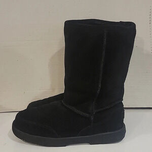 BJORNDAL BLACK SUEDE MID CALF BOOTS WITH SHEEPSKIN LINING (sz 1)
